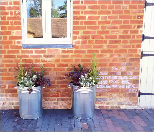 Dustbin Planters