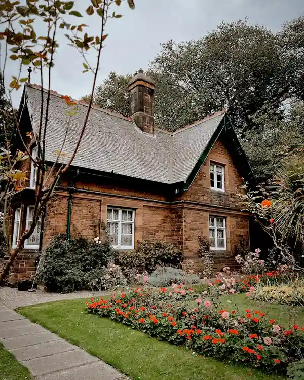 gardens to sell home