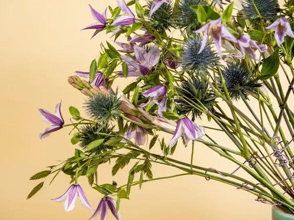 Cutting and Flower Arrangementss