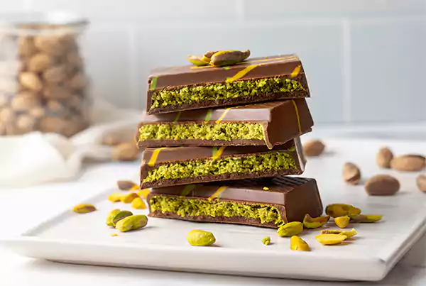 Dubai Kunafa Chocolate