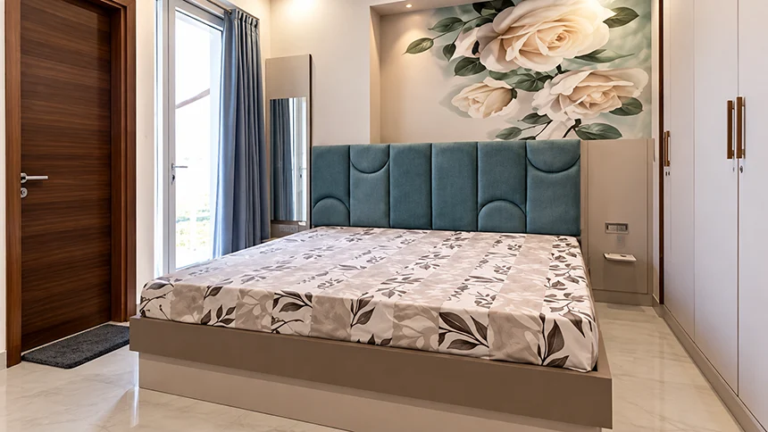 Queen size Bed
