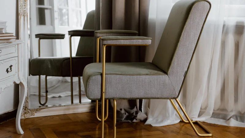 Designer accent chair