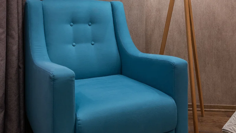 Comfortable accent chair