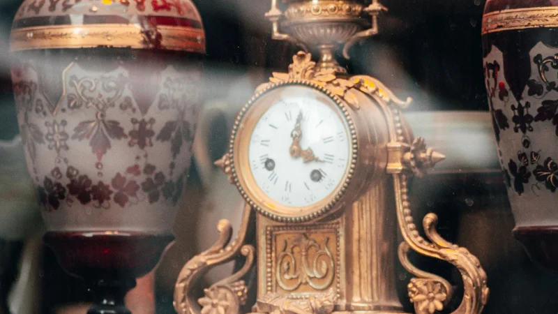 Decorative antique clock