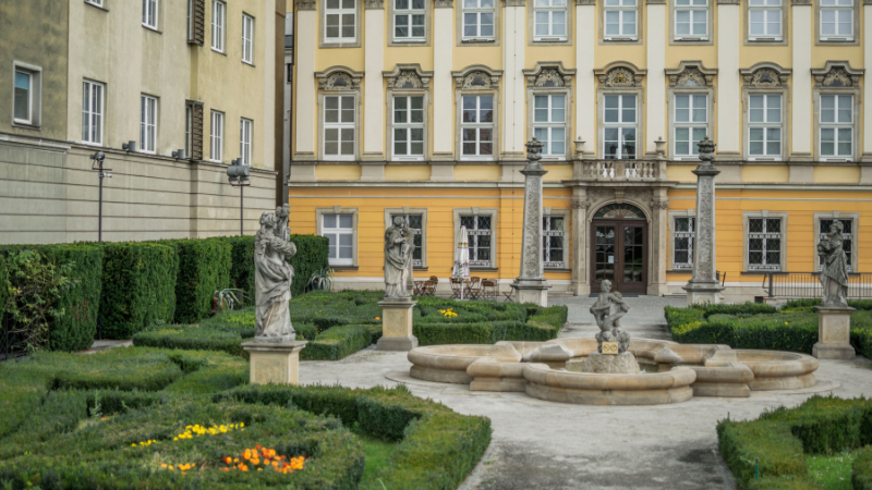 Decorative pathway through a Baroque garden