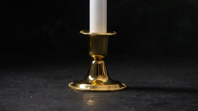 Candle holder decor