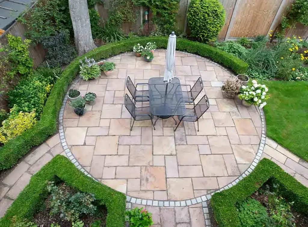 Outdoor Seating Areas 2