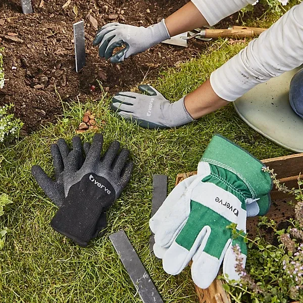 Garden Tools 4