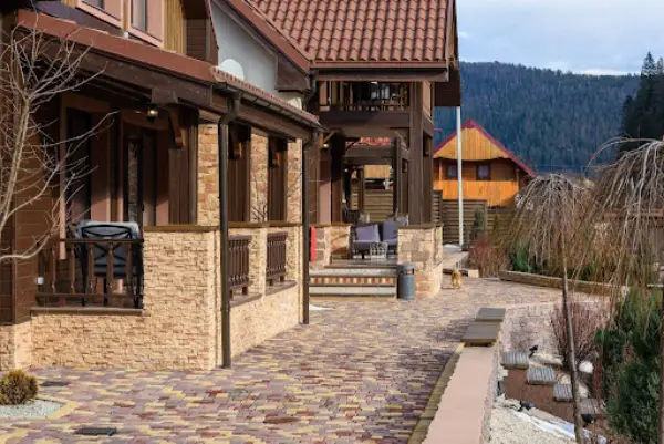 houses-in-village