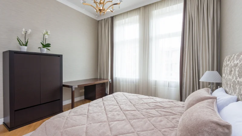 Quilted bedspread for stylish bedroom decor
