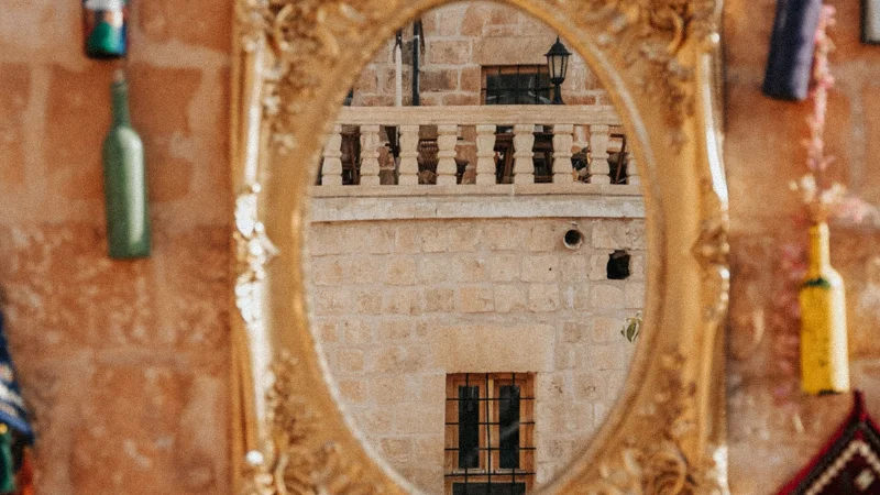 Accent Decorative Mirror