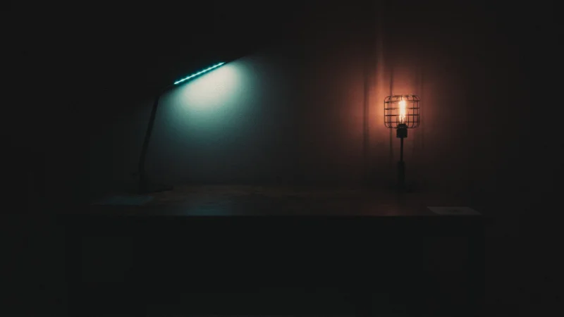 Elegant Desk Lamp