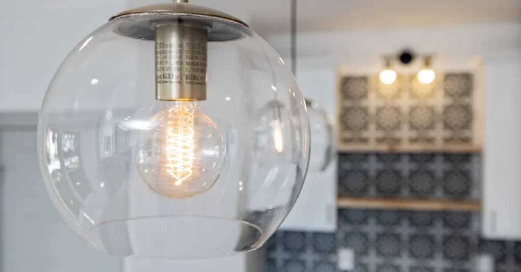 Glass hanging pendant light