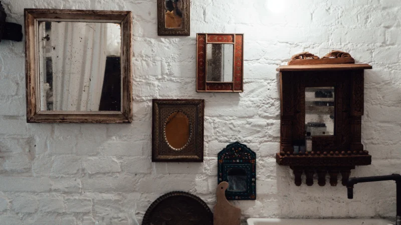 Round wall mirror set for home decor