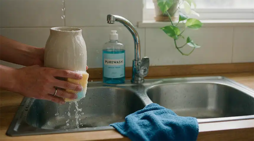 Wash the vase